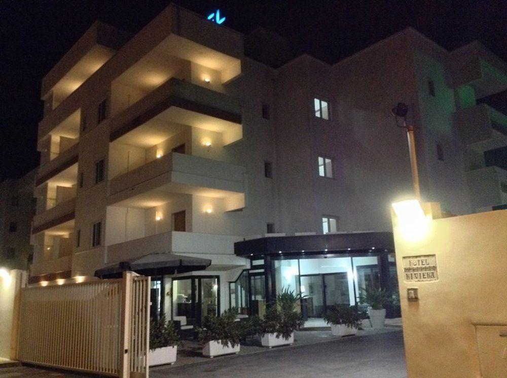 Hotel Riviera Bari Esterno foto